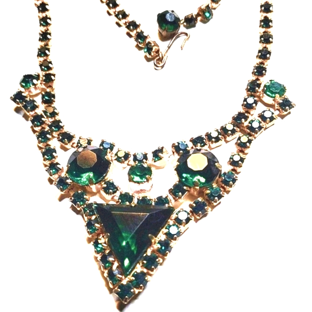 VINTAGE ANTIQUE EMERALD GREEN RHINESTONE NECKLACE 1940-50'S